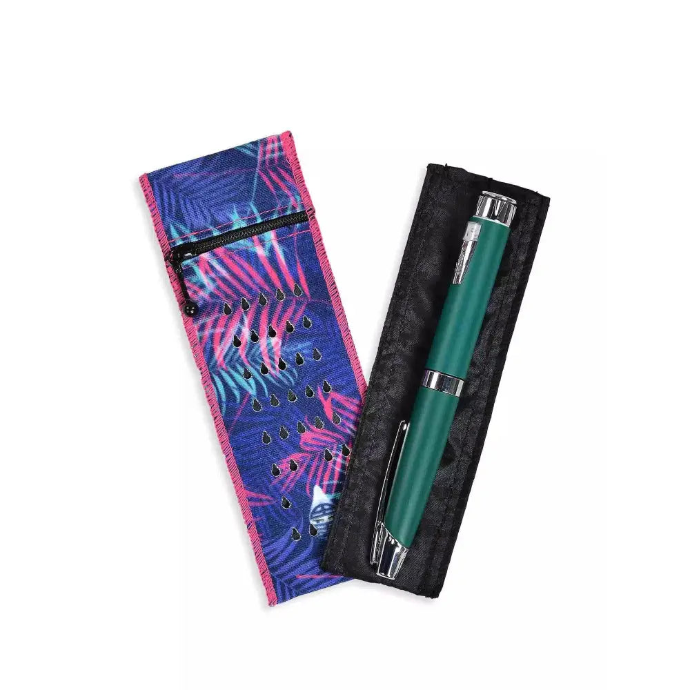 Reusable insulin travel case cooler pouch for one insulin pen with compact design and vibrant colors